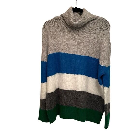 Vince Camuto Grey, Blue, and Green Sweater- size m - Picture 3 of 6